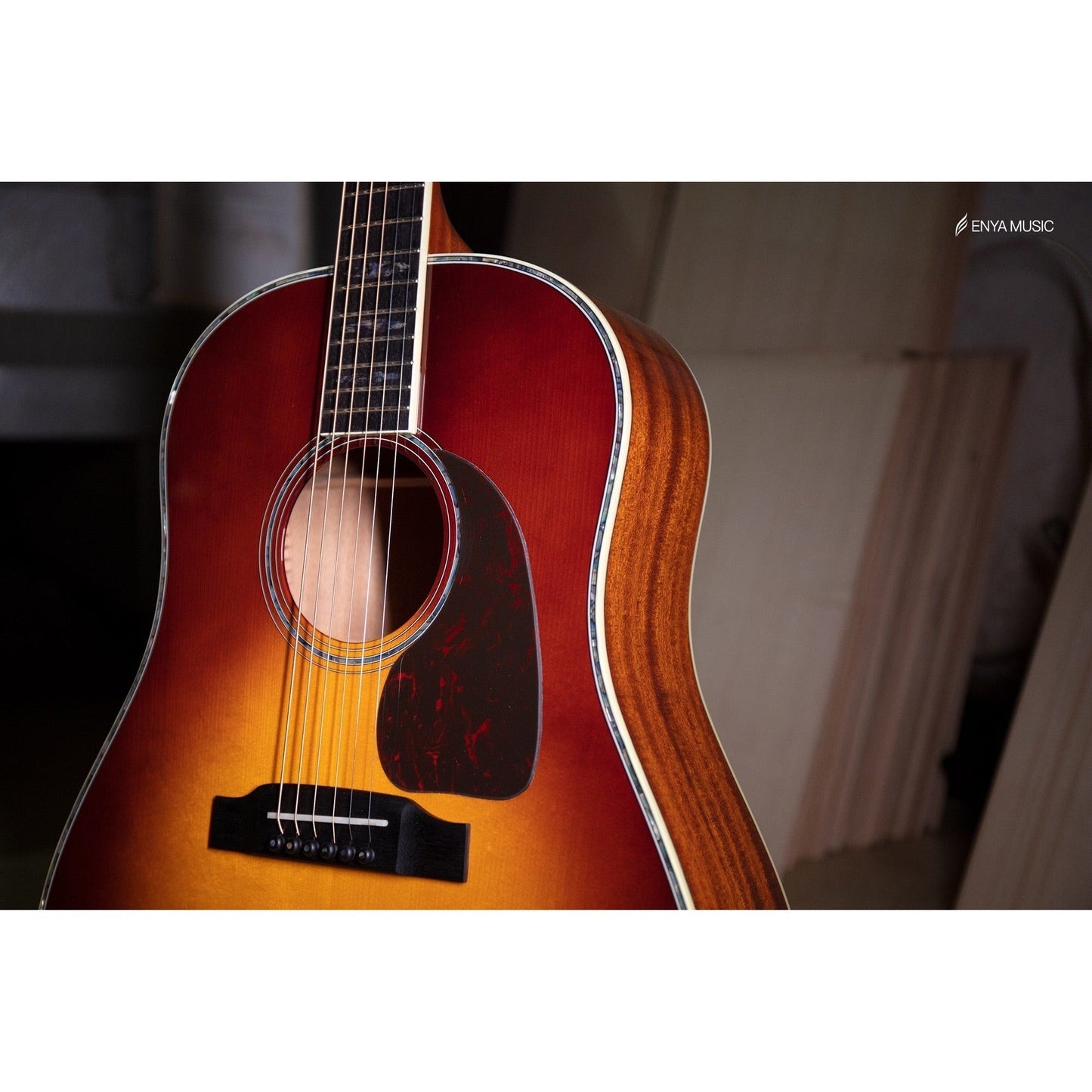 Đàn Guitar Enya T05A EQ LR Baggs