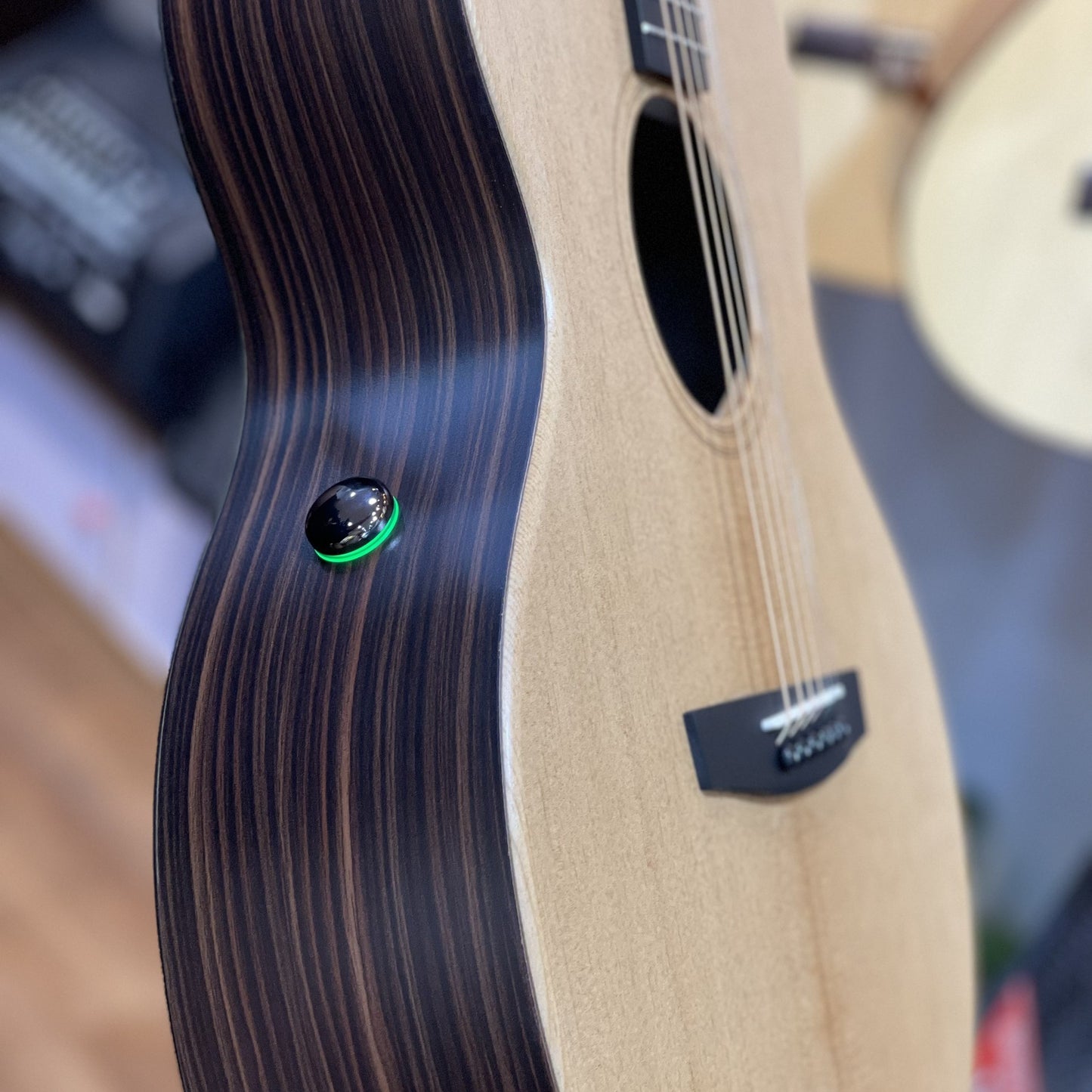 Đàn Guitar Enya EA X1 Pro SP1 AcousticPlus 2.0 - Natural